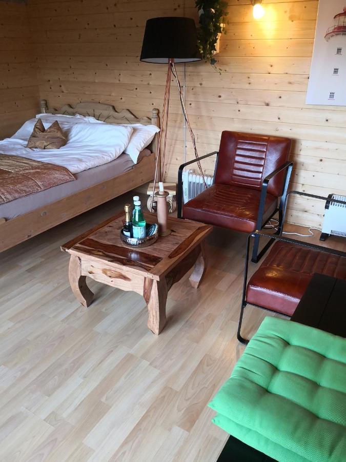 25 Qm Holz Bungalow, Garten-Grill, Gehoben, Optimiert, Massivholzbett Scharbeutz Extérieur photo